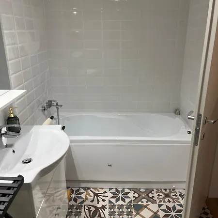Ierdna Apartment *